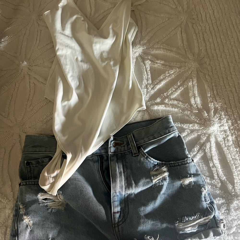 Garage White V-Neck Sleeveless Bodysuit